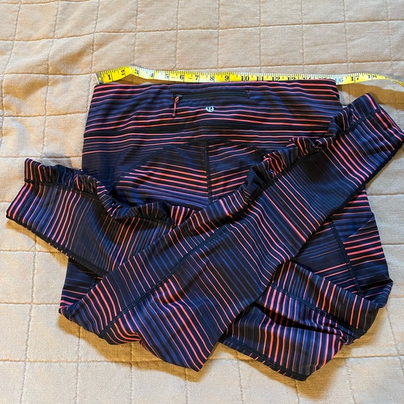 Lululemon Speed Tight - Size 10 - Picture 6 of 10